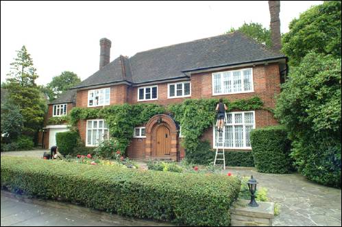 19 Ingram Avenue